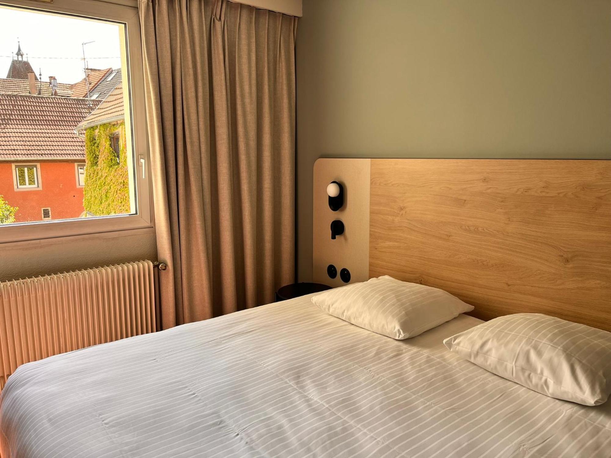 Hotel L'ours De 3*