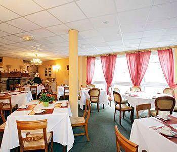 L'ours De Hotel 3*